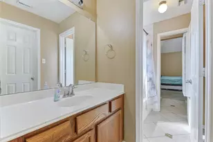 13502 Hammond Hills Ln, Houston, TX 77044 - Photo 29