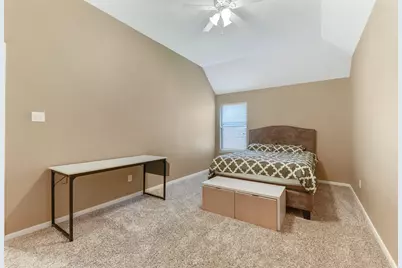 13502 Hammond Hills Lane, Houston, TX 77044 - Photo 25