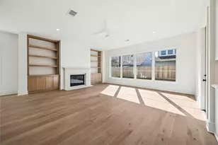 955 W 42nd St, Houston, TX 77018 - Photo 3