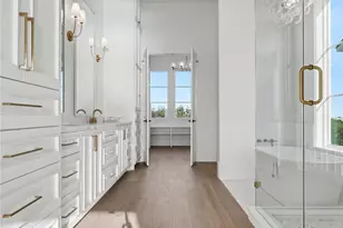 426 81st St, Galveston, TX 77554 - Photo 23