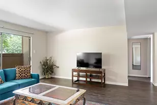 8419 Hearth Dr, Houston, TX 77054 - Photo 5