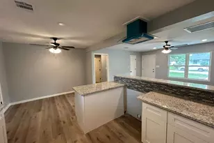 3017 Nita St, Houston, TX 77051 - Photo 9