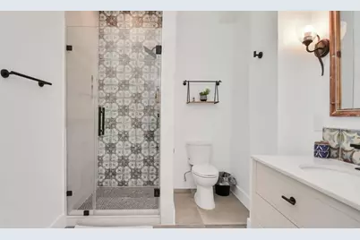 2825 Ball Street, Galveston, TX 77550 - Photo 31