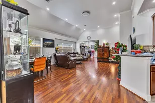 7230 Autumn Sun Dr, Houston, TX 77083 - Photo 13