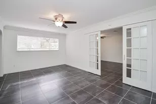 854 Wax Myrtle Ln, Houston, TX 77079 - Photo 15