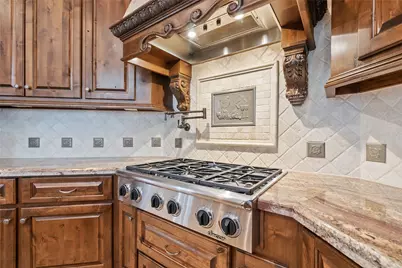 15611 Oyster Cove Drive, Sugar Land, TX 77478 - Photo 11