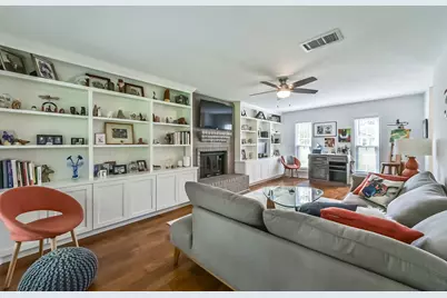 905 Essex Drive, Friendswood, TX 77546 - Photo 11