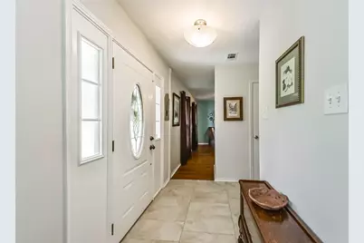 905 Essex Drive, Friendswood, TX 77546 - Photo 9