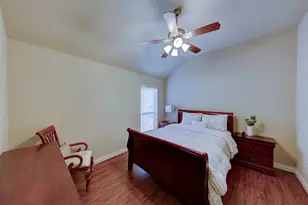 13506 White Cloud Ct, Pearland, TX 77584 - Photo 17