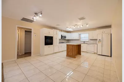 4113 Edison Street, Houston, TX 77009 - Photo 7