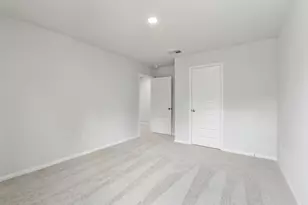 2037 Caney Crk Ct, Conroe, TX 77301 - Photo 27