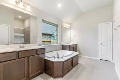9225 Grand Jubilee Drive, Montgomery, TX 77316 - Photo 5