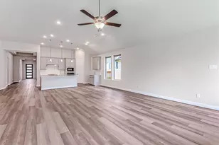 9225 Grand Jubilee Dr, Montgomery, TX 77316 - Photo 3