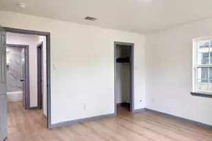 317 San Jacinto St, La Porte, TX 77571 - Photo 11