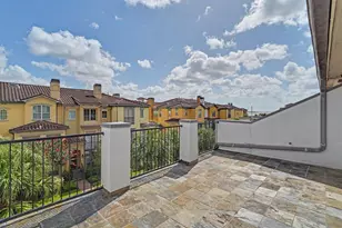 24 Tassia Ln, Houston, TX 77058 - Photo 25