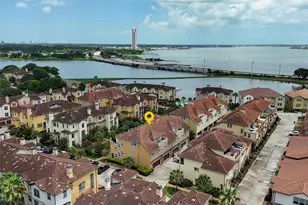 24 Tassia Ln, Houston, TX 77058 - Photo 37