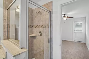 24 Tassia Ln, Houston, TX 77058 - Photo 31