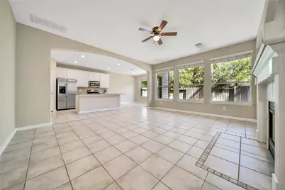 111 W Burberry Circle, The Woodlands, TX 77384 - Photo 13