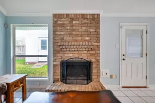 15910 Mission Village Dr, Houston, TX 77083 - Photo 17