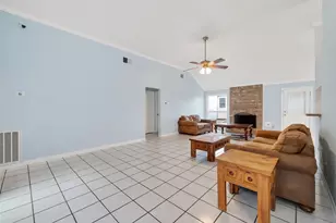 15910 Mission Village Dr, Houston, TX 77083 - Photo 11