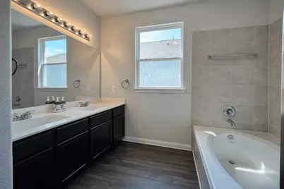 3515 Cannon Drive, Conroe, TX 77301 - Photo 9