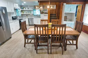 828 County Rd 206, Sargent, TX 77414 - Photo 7