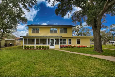 828 County Road 206, Sargent, TX 77414 - Photo 1