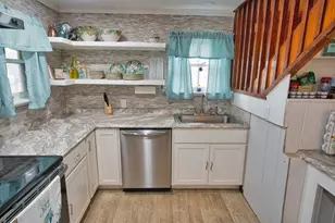 828 County Rd 206, Sargent, TX 77414 - Photo 9