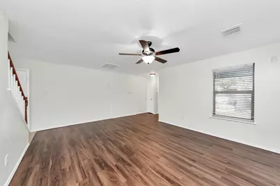 2610 Skyview Shadows Court, Houston, TX 77047 - Photo 7