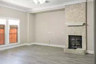 201 E Ward Dr, Robinson, TX 76706 - Photo 9