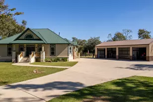 3998 County Rd 612, Angleton, TX 77515 - Photo 3