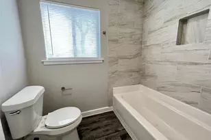 1827 Neuman St, La Marque, TX 77568 - Photo 19