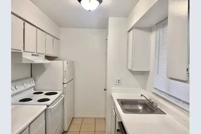9201 Clarewood Drive #307, Houston, TX 77036 - Photo 3