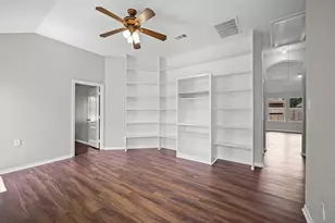 444 Decoster Blvd, Alvin, TX 77511 - Photo 23
