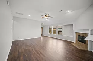 444 Decoster Blvd, Alvin, TX 77511 - Photo 7