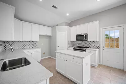 444 De Coster Boulevard, Alvin, TX 77511 - Photo 11