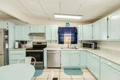 922 Seashell Drive, Freeport, TX 77541 - Photo 15