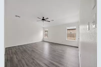 1318 Hawks Nest Drive, Houston, TX 77067 - Photo 21