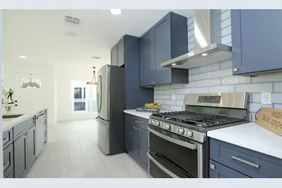 8518 Furlong Lane, Houston, TX 77071 - Photo 17