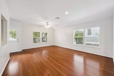 1138 W 25th Street #F, Houston, TX 77008 - Photo 9