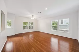 1138 W 25th St, Houston, TX 77008 - Photo 9