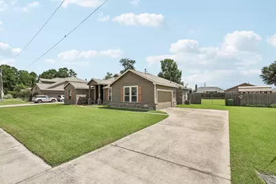 100 Jessica Drive, Dayton, TX 77535 - Photo 3