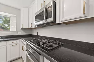707 Montclair Blvd, Sugar Land, TX 77478 - Photo 11
