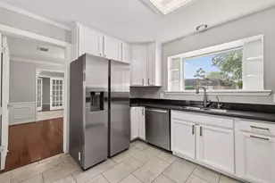 707 Montclair Blvd, Sugar Land, TX 77478 - Photo 9