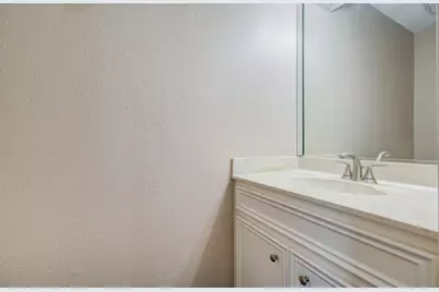 5230 Woodlawn Place, Bellaire, TX 77401 - Photo 21