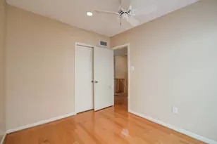 5230 Woodlawn Pl, Bellaire, TX 77401 - Photo 27