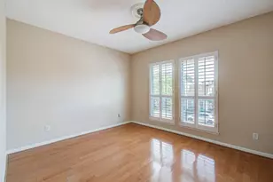 5230 Woodlawn Pl, Bellaire, TX 77401 - Photo 23