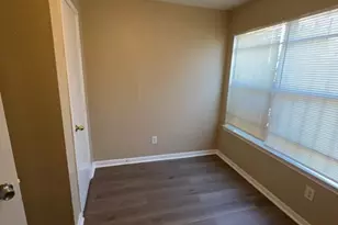 16410 Amy Ridge Rd, Houston, TX 77053 - Photo 9