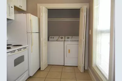 2423 Avenue L #Rear, Galveston, TX 77550 - Photo 9