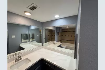 12100 Overbrook Lane #24C, Houston, TX 77077 - Photo 13